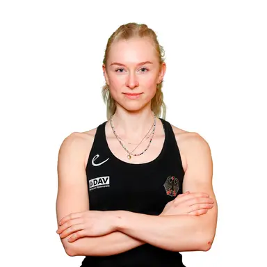 Lucia DÖRFFEL