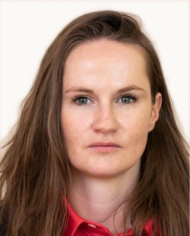 Petra SMARŽOVÁ