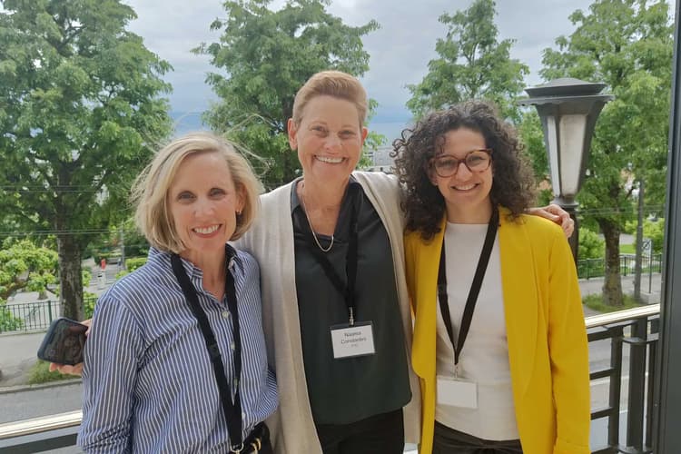 L/R: Dr Karen HALSELL, Professor Naama CONSTANTINI, IFSC Research & Development Director Silvia VERDOLINI